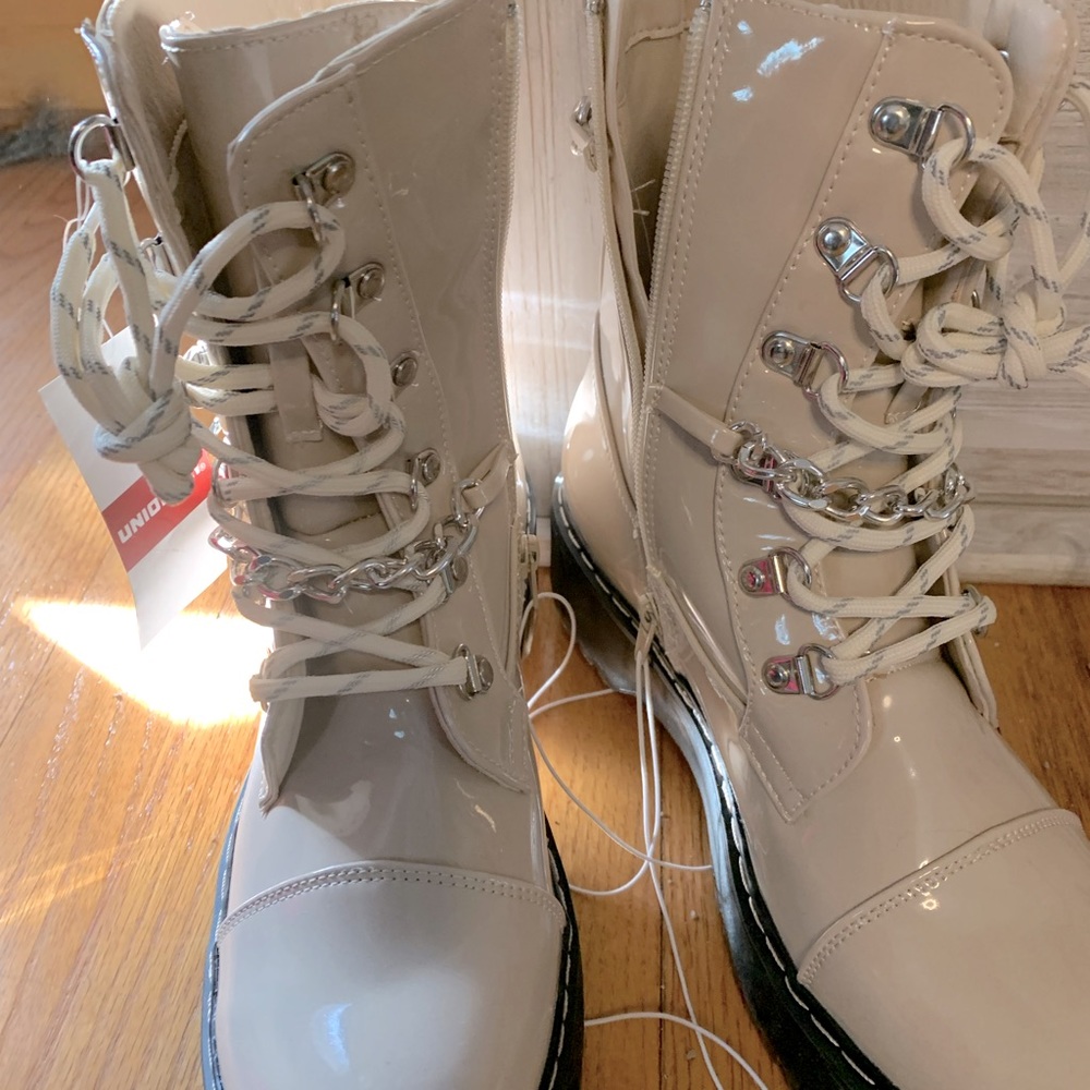 Union Bay patent leather zip boots